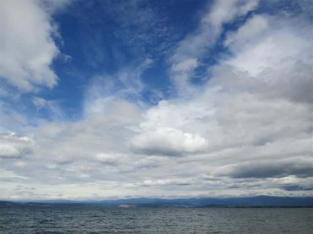 Lake-Sky.jpg Lake-Sky.jpg